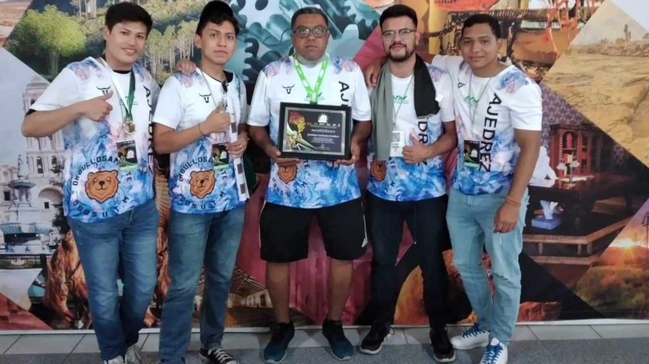 Gana delegación Michoacán de la UTM 4 medallas de oro
