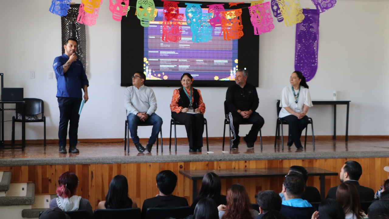 UTM celebra Noche de Muertos con festival gastronómico